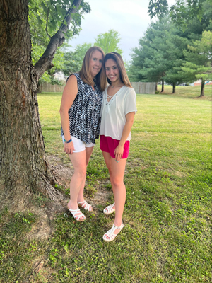 SIUE freshman Taylor Sparks (right) with her mother Dawn Sparks, Accountant III (left).