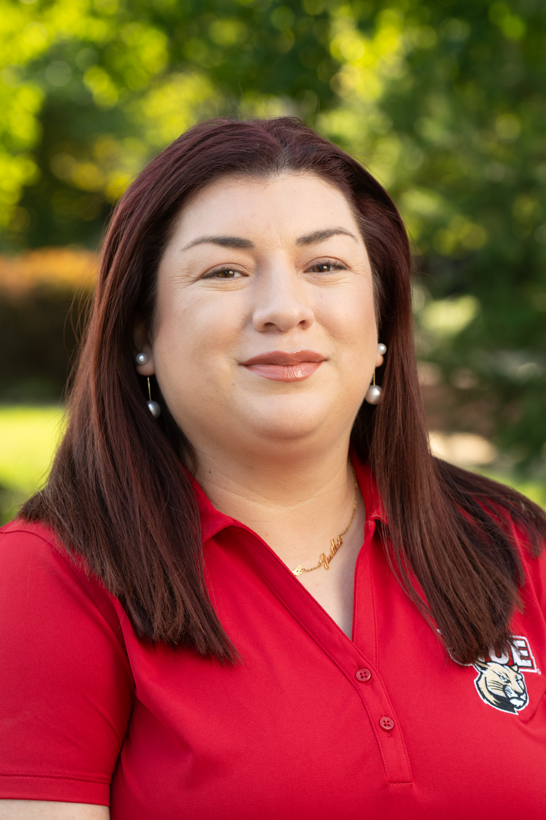 A portrait photo of Daisy Flores